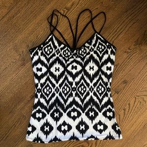 Boston Proper Small Tank